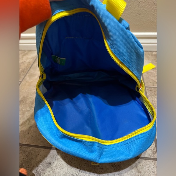 Sesame Street Elmo Backpack and toy set - Picture 10 of 11